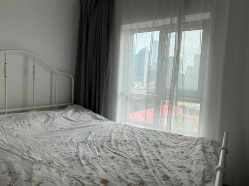 Jianwai Street Apartment | Cozy and Modern Condo near CBD and 2nd Ring Road, Changan Avenue with the view of CITIC Tower