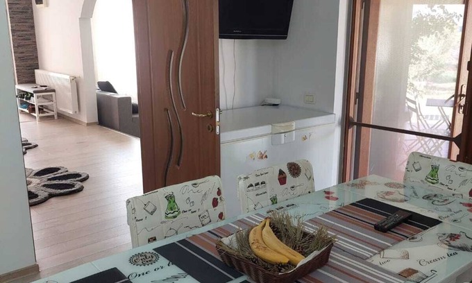 Vranesti House | Cozy and modern house