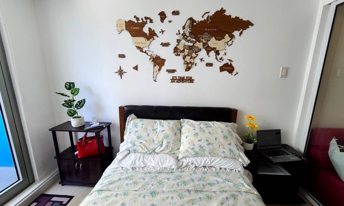 Pasay Resort | Cozy and Relaxing Staycation - 3 minutes walk to Beach pool