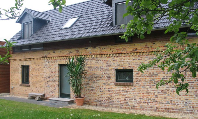 Halbendorf Condo | Cozy apartment, close to the lake with water ski facilities, very good bike paths