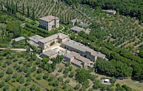 Simignano Apartment | Cozy Apartment In Ancaiano