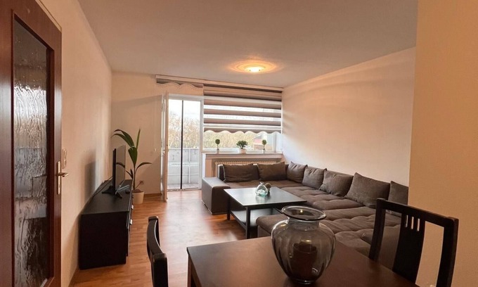 Hochemmerich Apartment | Cozy apartment in Duisburg, close to the trade fair Düsseldorf and Cologne, family friendly.