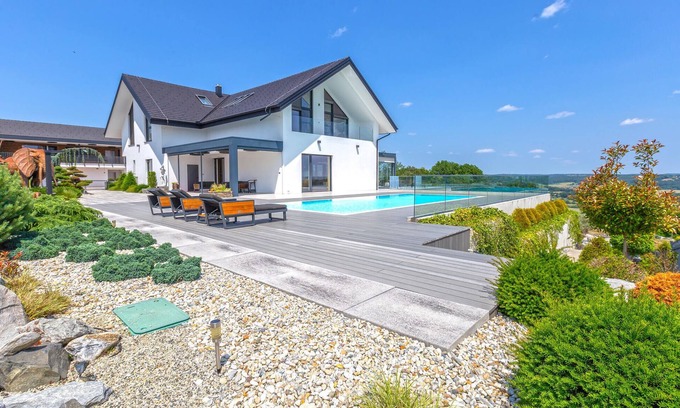 Tisina Apartment | Cozy apartment in Rogasovci with sauna