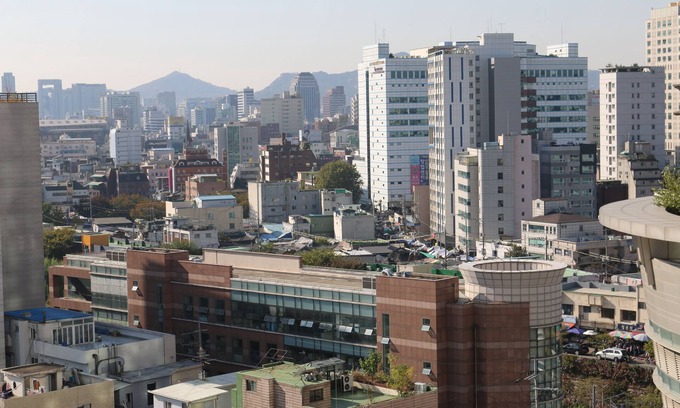 Sungin-dong Apartment | Cozy apartment nearby Metro and Super Market with AC, WiFi