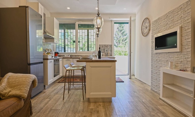 Monteverde Nuovo Apartment | Cozy apartment with garden equipped with every comfort 10min from the center