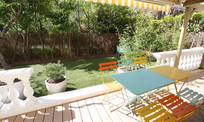 Part Dieu - Bir Hakeim Apartment | Cozy apartment with Spa Bath, Garden Box in Part-Dieu