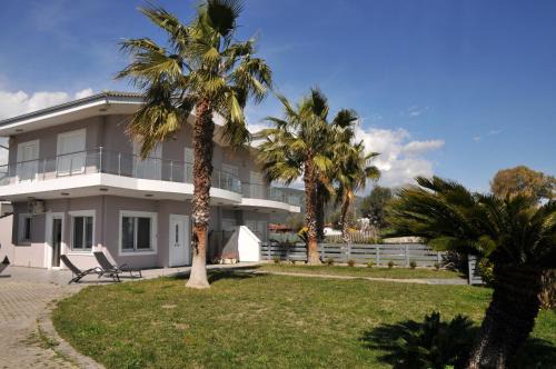 Stylida Villa | Cozy beach home in Faros, Raches
