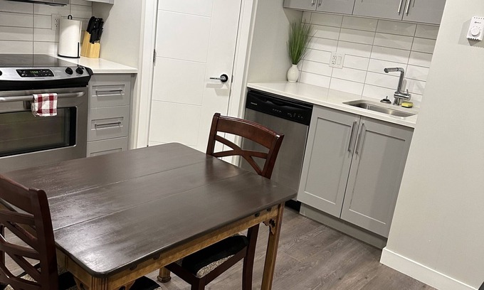 Saskatoon House | Cozy BSMT Apt w/2BR+Disney+ Nflx