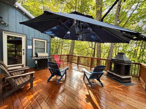 Charter Hills House | Cozy cabin with boosted Wi-Fi