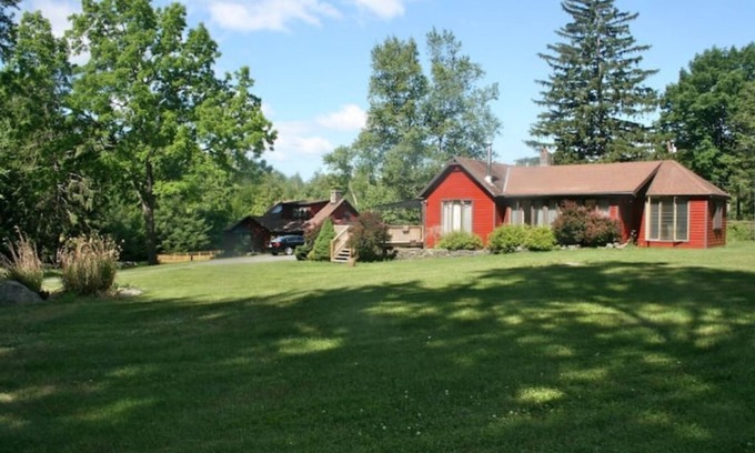 Samsonville Cottage | Cozy Catskills Cottage