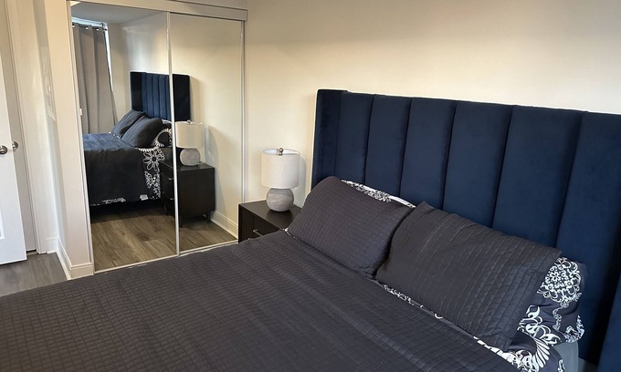 Downtown Mississauga Condo | Cozy condo living in the Heart of Mississauga