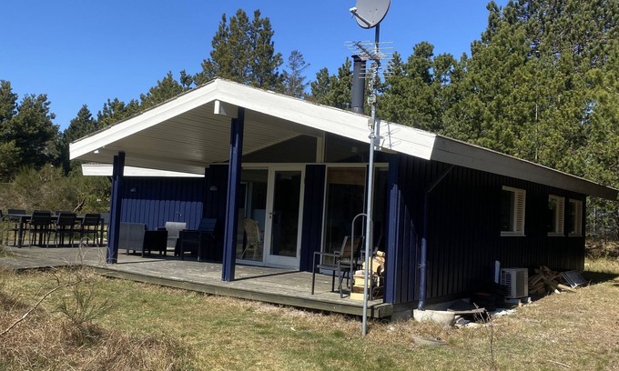 Hoensinge Cottage | Cozy cottage 250 m. from the beach.