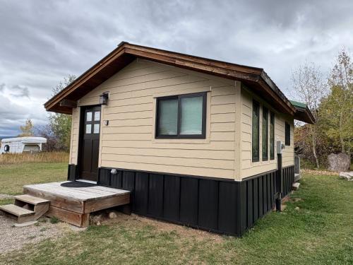 Driggs House | Cozy Cottage escape in the Tetons