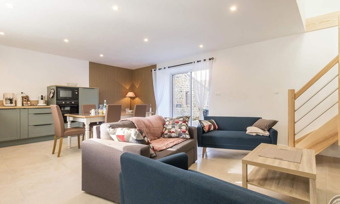 Siouville-Hague Cottage | Cozy cottage near the beach with garden and pets allowed