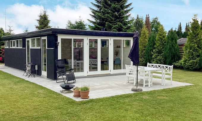 Marielyst House | Cozy Cottage Retreat in Marielyst-By Traum