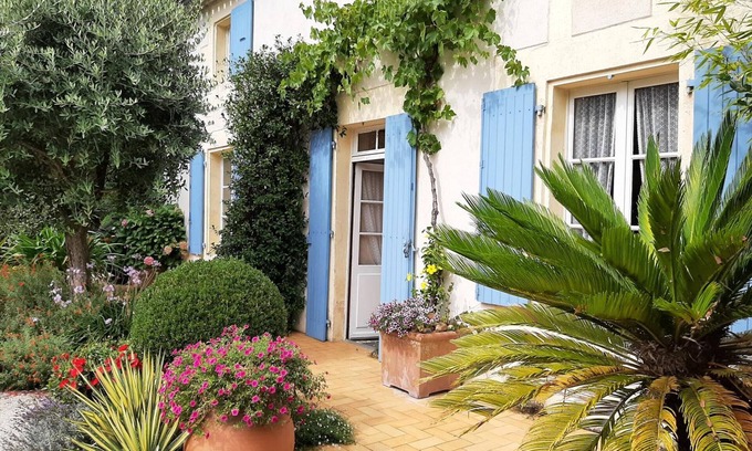 Bunzac Cottage | Cozy Cottage with Fireplace, Large Private Garden, and Near La Rochefoucauld