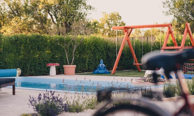 Drnis House | Cozy country home with heated outdoor pool