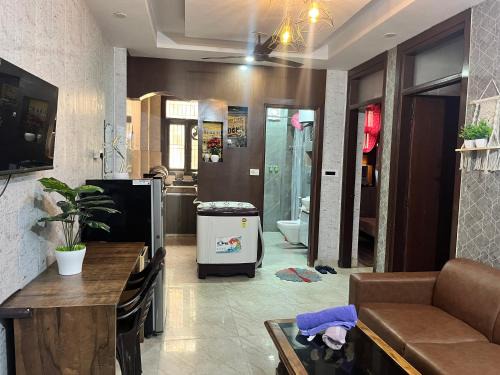 South West Apartment | Cozy Flats Bnb 2 BHK Flat,Near Airport Delhi 303