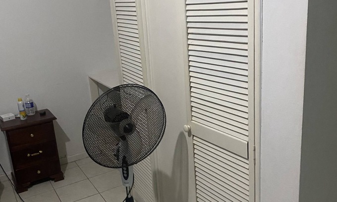 Montego Bay House | Cozy get away spot which is 3 minutes away from the beach.