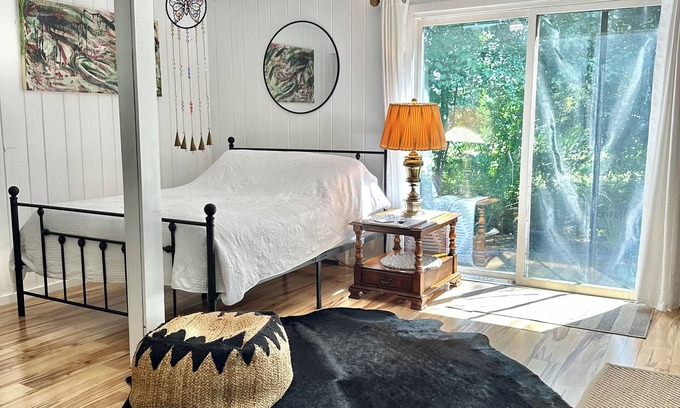 Germantown Apartment | Cozy Guest Suite At The Blue Ranch