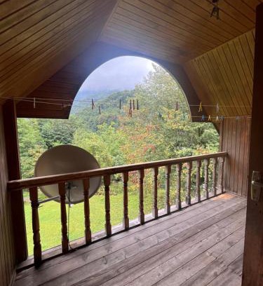 Khulo House | Cozy Guesthouse in Qvabgha, 5 min from Nabeghlavi