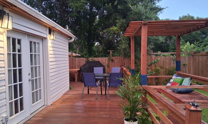 Bay Front To La Porte House | Cozy Home 2-bedroom in La Porte, Texas n2 minutes to Sylvan Beach Park