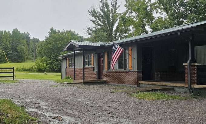 Tellico Plains House | Cozy home for 6 in the Cherokee National Forest. Easy access for motorcycles!