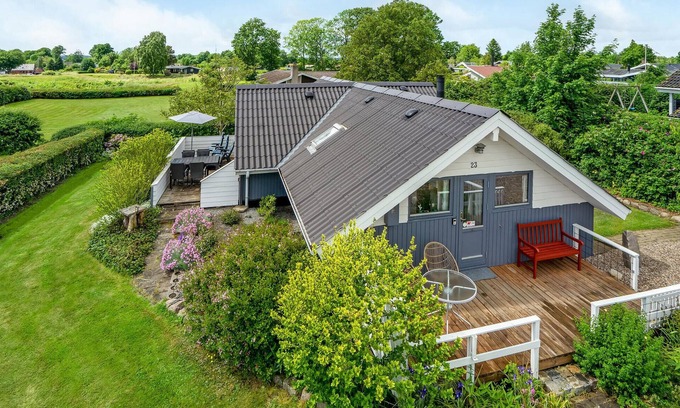 Rendbjerg House | Cozy home in Egernsund with WiFi