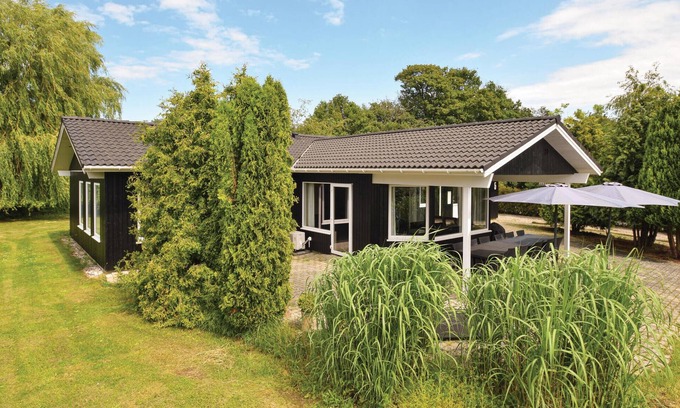 Ristinge House | Cozy home in Humble with sauna