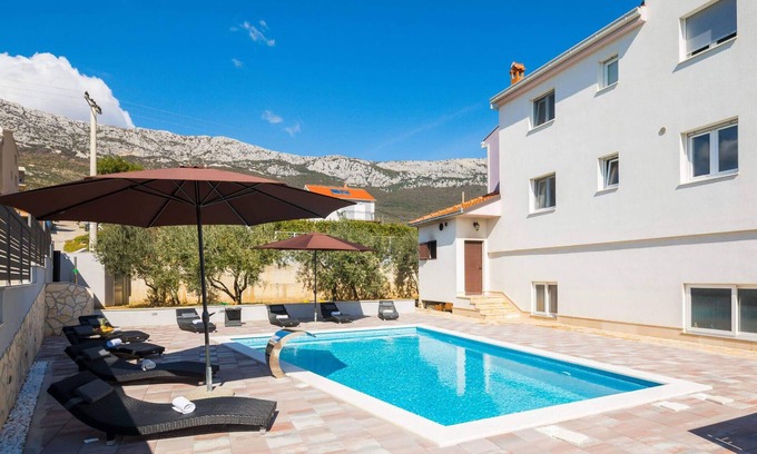 Kastel Sucurac House | Cozy home in Kastel Sucurac with sauna