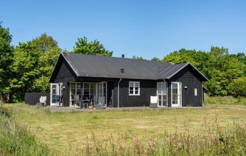 Nysted House | Cozy Home In Nysted With House Sea View