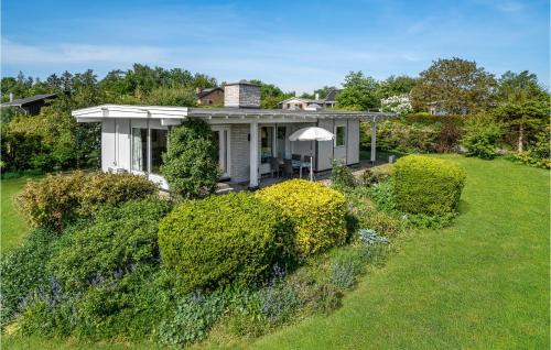 Olsted House | Cozy Home In Ølsted With Kitchen