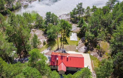 Saffle Municipality House | Cozy Home In Säffle With Lake View