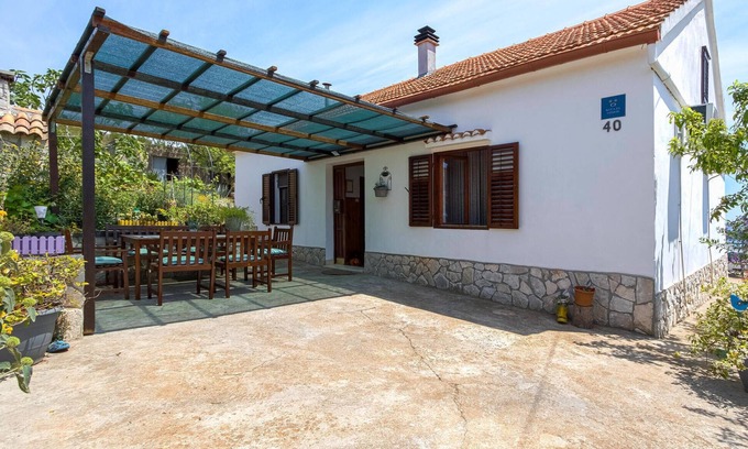 Island Dugi Otok House | Cozy home in Zaglav with WiFi