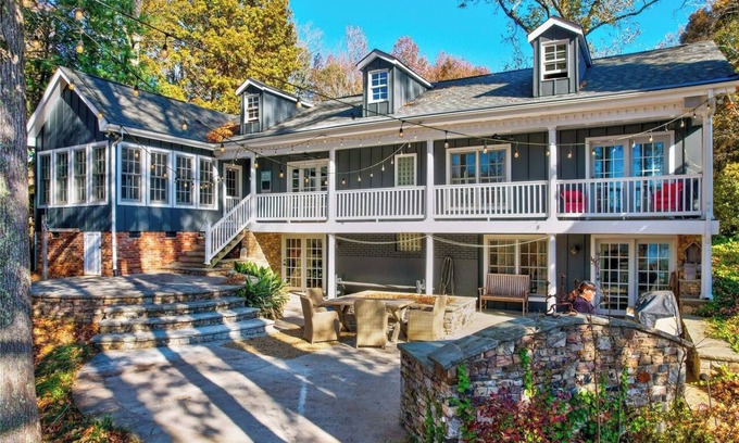 Sherrills Ford House | Cozy Lakefront Home w/Firepit & Covered Dock