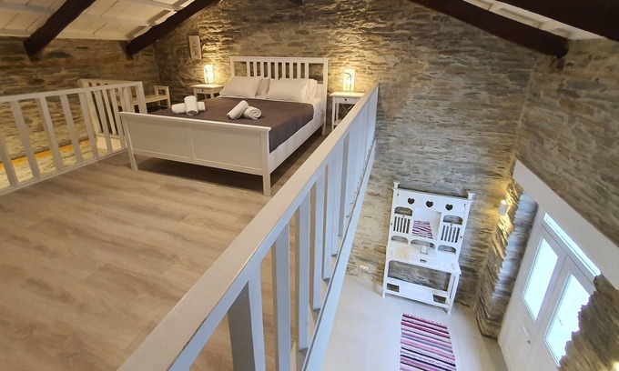 Paleopolis Apartment | Cozy Loft in Chora of Andros 1 min from the main beach!