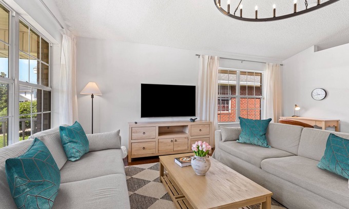 Westside House | Cozy Modern Family Home w/Firepit + Pool Access