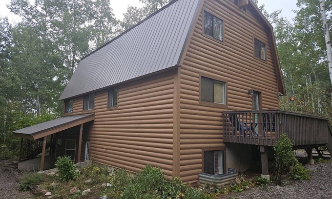 Star Valley Ranch Cabin | Cozy Mountain Getaway, with golf, and tons of hiking/snowmobiling trails