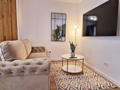 Bucharest Apartment | Cozy Nest near Bulevardul Decebal