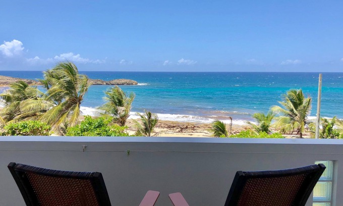 Tierras Nuevas Saliente Condo | Cozy Puerto Rico Beachfront Condo Just Steps From The Beach