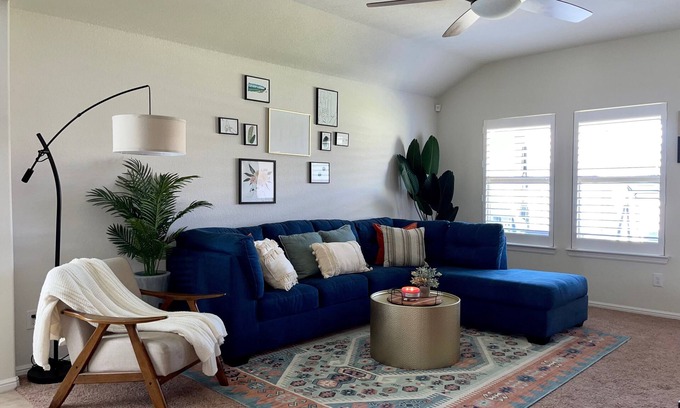 Fort Worth House | Cozy Residential Home with Designated Work Space