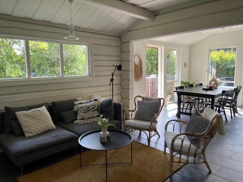 Hjarnarp Villa | Cozy Retreat with Modern Charm