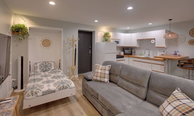 Rising Fawn Apartment | Cozy Rising Fawn Studio ~ 4 Mi to Cloudland Canyon