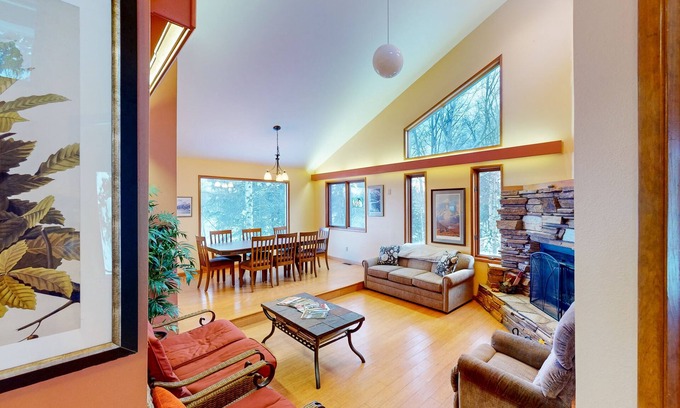 Bayshore - Klatt House | Cozy sanctuary with indoor hot tub, mountain views, & decks - dog-friendly