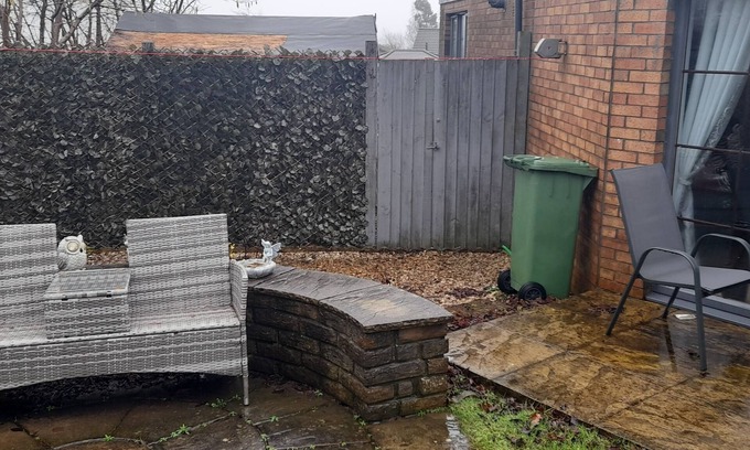 Fishcross Apartment | Cozy self contained annex,central location for edinburgh, stirling, Loch lomond