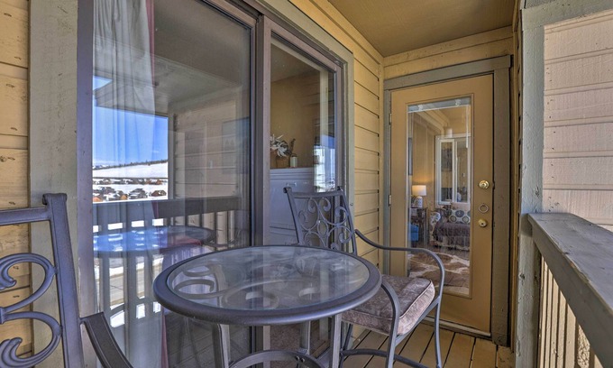 Granby Apartment | Cozy Ski-in/ski-out Granby Condo w/Balcony!