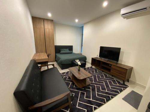 Batu Lintang Apartment | Cozy Studio at Kozi Square