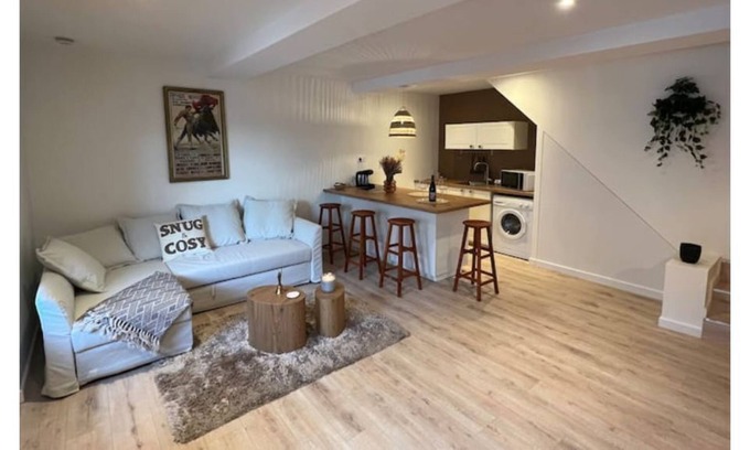 Vinzelles Apartment | Cozy Suite | Heart of Vinzelles near Mâcon | Fully equipped