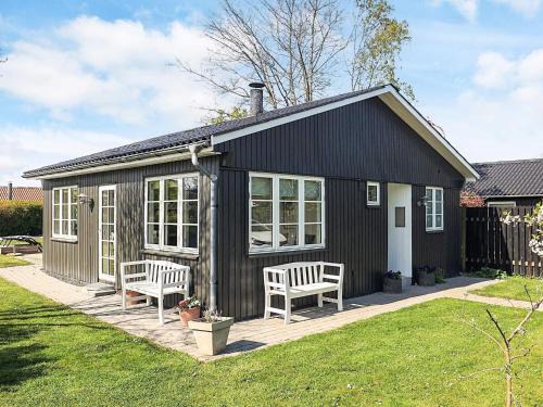 Vordingborg House | Cozy Summer House Near Ore Strand
