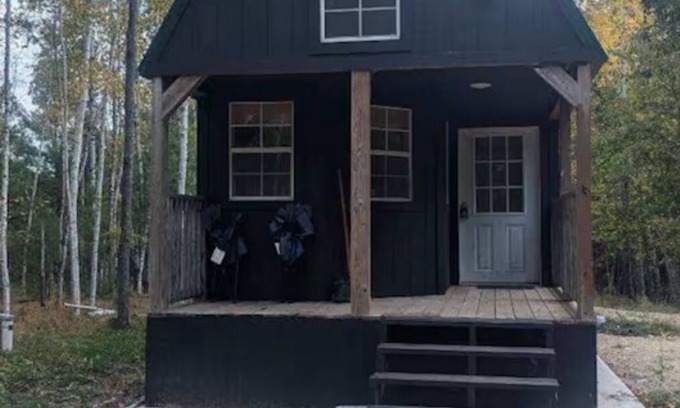 Walker Cabin | Cozy Tiny Cabin Near Leech Lake complete with Firepit + Trails